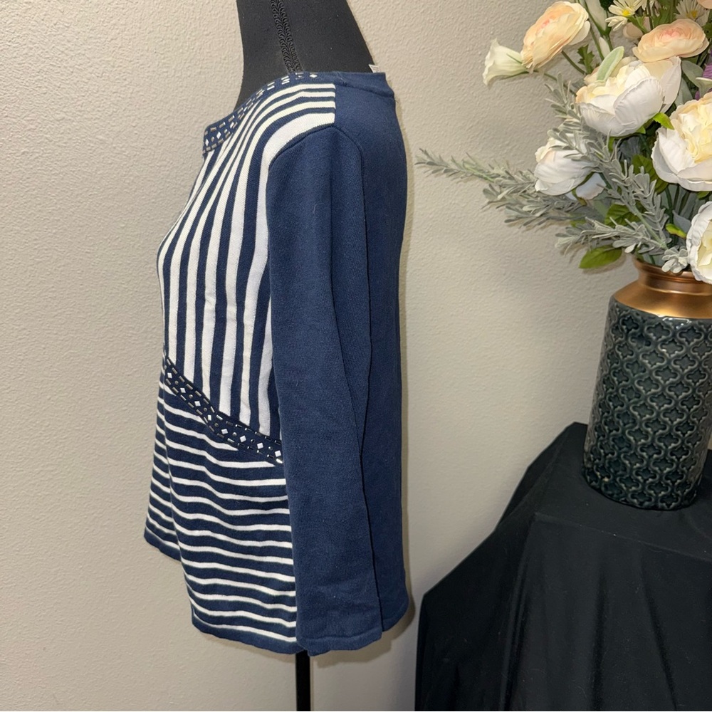 Alfred Dunner Navy Stripe Embellished Knit Tunic Top Long Sleeve L - Picture 3 of 9